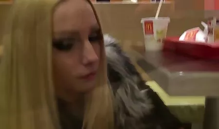 若い男のコックに座って黒ストッキングで脂肪ロシアの女性 動画 女性 エロ
