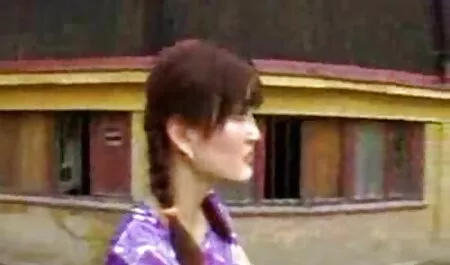 有名なロシアの体操は、カメラで裸で働き、彼女のLをフラッ 女性 が 見 たい エッチ な 動画