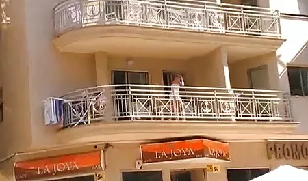 温性のベッド 女性 アダルト 動画