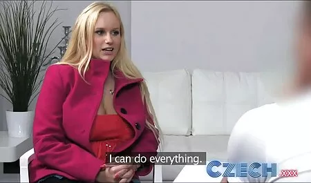 小柄な赤毛と毛の商品にマッサージのためのマッサージ師 女 エロ 動画 無料