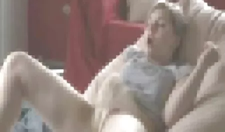 幅の小さなおっぱいをblowjob、滑り性 エッチ 無料 女