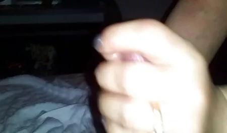 金髪cuddles彼女の滑り エロ い 女 の 動画