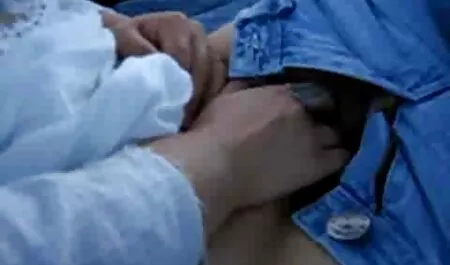 借金のために筋肉の兄弟は、禿げた猫のために美しいブルネットを揚げた 女 えろ 動画