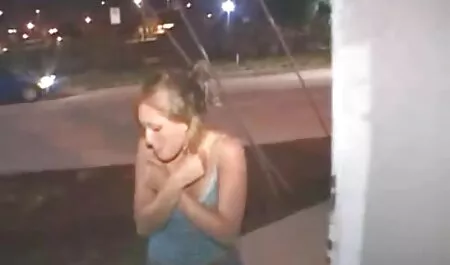 仕事の後、ストッキングの成熟した雌犬は、おもちゃで彼女の濡れたL.を自慰行為をします 女 の セックス 無料 動画