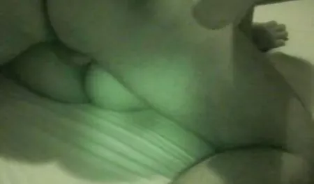 小柄な金髪の妻を誘惑する彼女の夫のように温家族性 女 ひとり h 動画